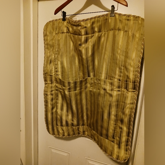 Rodeo Home 🏡2 Vintage Queen Shams Size 20"×26",Like New! Fabulous Gift.🎁SET - Picture 3 of 9